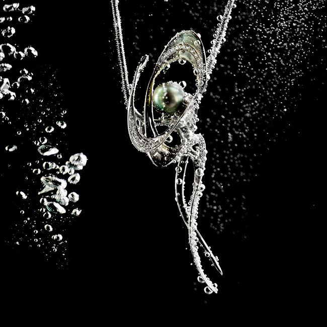 Balett Water medál - 14k, fehér arany,gyémántok, tahiti gyöngy