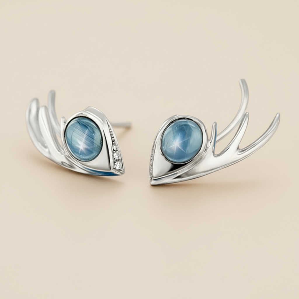 Antler fülbevaló - 14k, fehér arany, gyémántok, csillag zafír