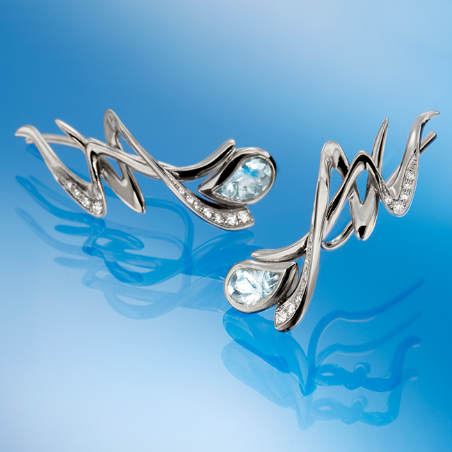 Ballet Air fülbevaló - 14k, fehér arany, akvamarinok, gyémántok