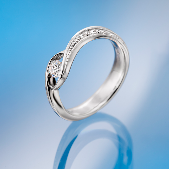 Genesis repasse ring