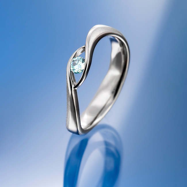 Genesis T ring