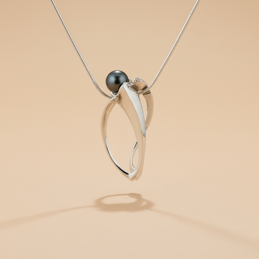 Pearl Hunter Pendant