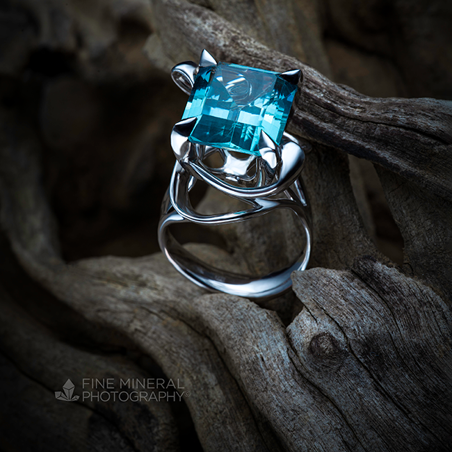 Zephyra cocktail ring