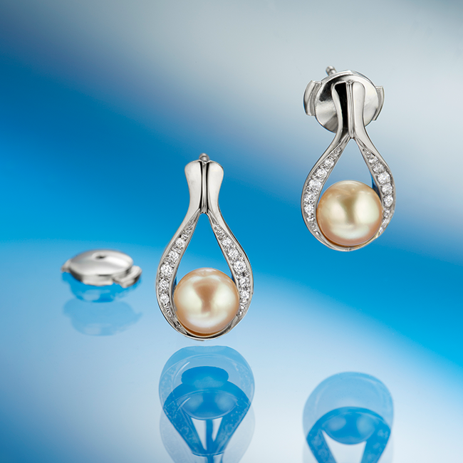 Embryo fülbevaló - 14k, fehér arany, gyémántok, gyöngyök