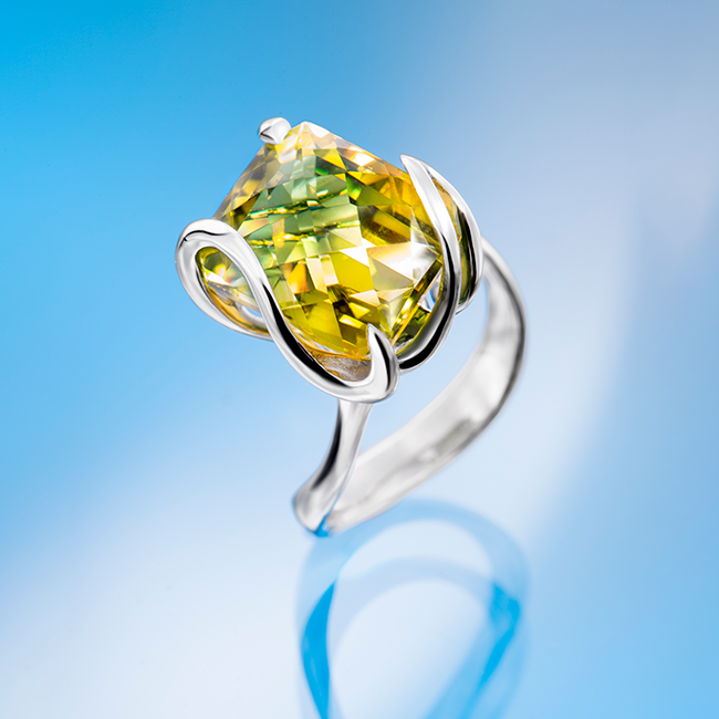 Muffin cocktail ring