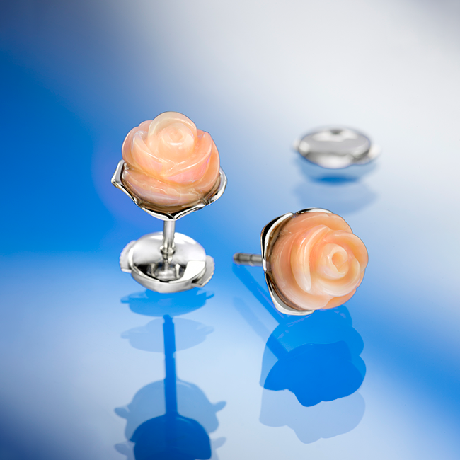 Blush fülbevaló - 14k, fehér arany, rózsaszín koral