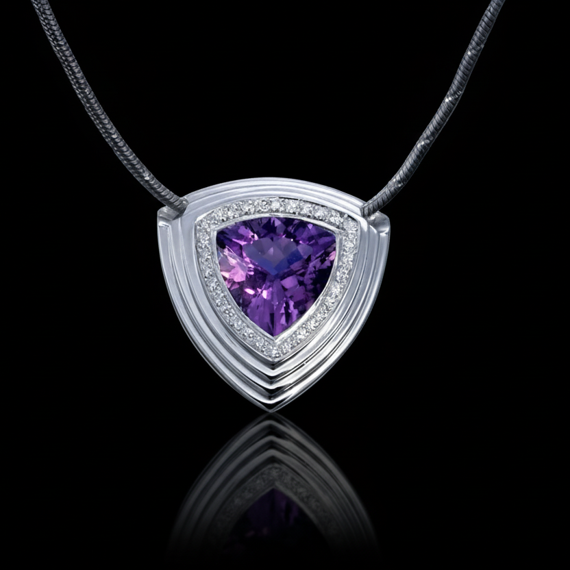 Bodyguard pendant