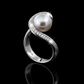 Trabi ring - 14k, fehér arany, rózsaszín gyöngy, gyémántok