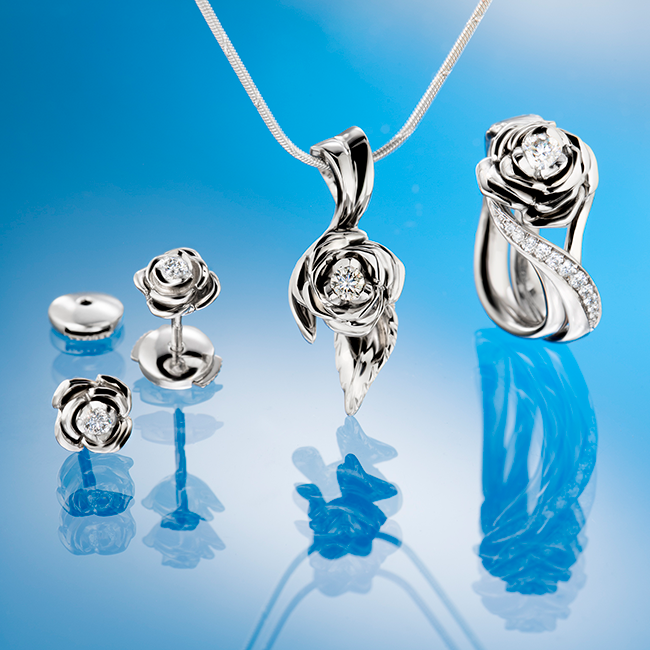 Rose earrings